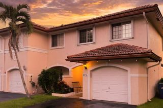 8976 NW 38th Drive, Coral Springs, FL 33065