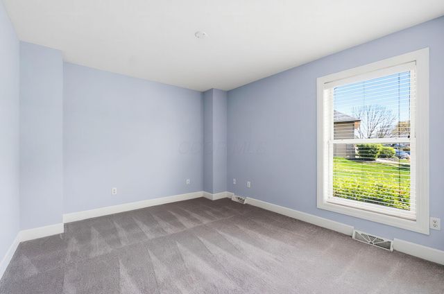 405 Connors Grove, Columbus, OH 43213