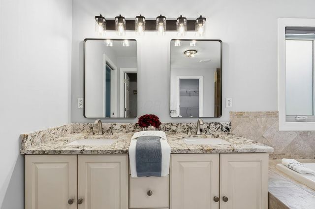 405 Connors Grove, Columbus, OH 43213