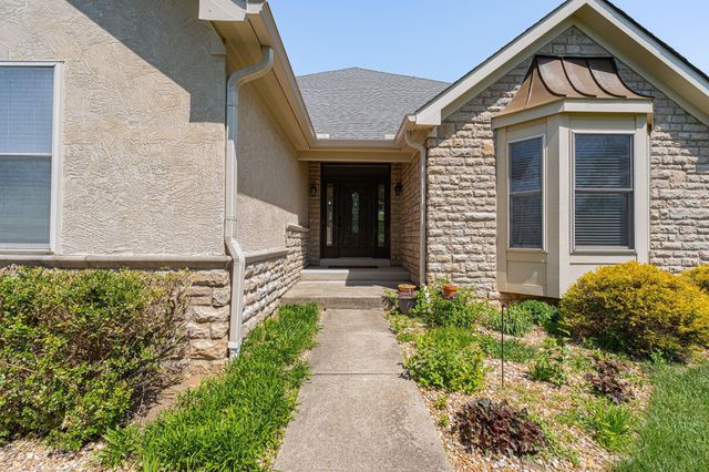 405 Connors Grove, Columbus, OH 43213