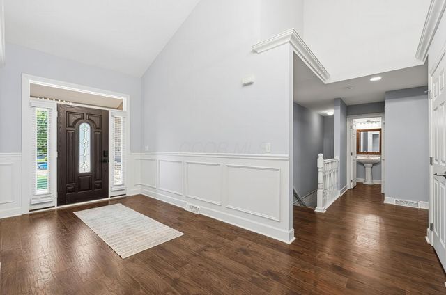 405 Connors Grove, Columbus, OH 43213