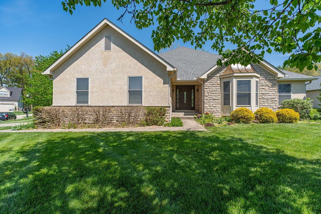 405 Connors Grove, Columbus, OH 43213