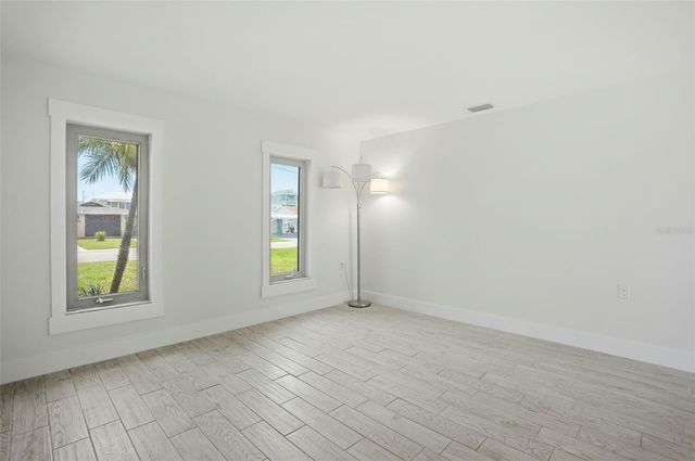13840 BARNARD AVENUE, Hudson, FL 34667