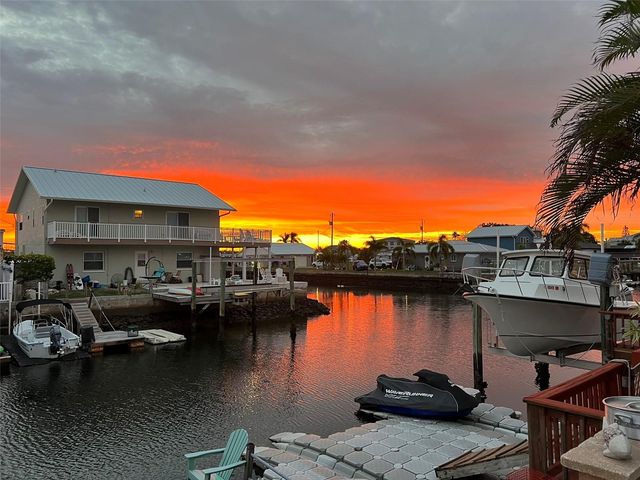 13840 BARNARD AVENUE, Hudson, FL 34667