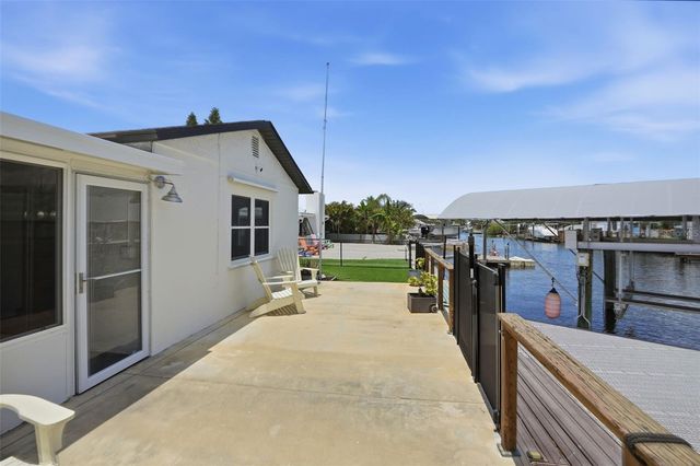 13840 BARNARD AVENUE, Hudson, FL 34667