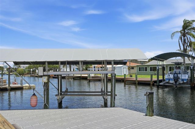 13840 BARNARD AVENUE, Hudson, FL 34667