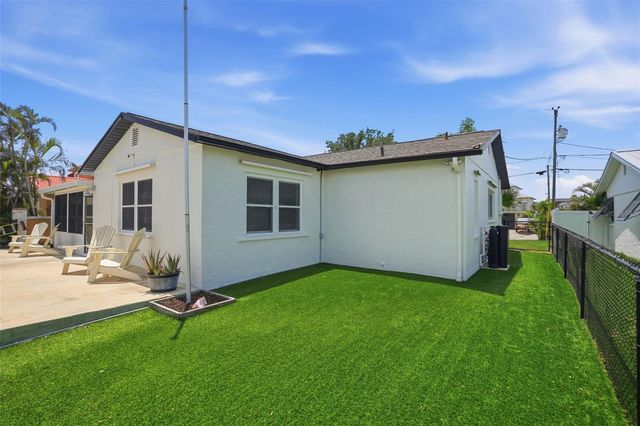 13840 BARNARD AVENUE, Hudson, FL 34667