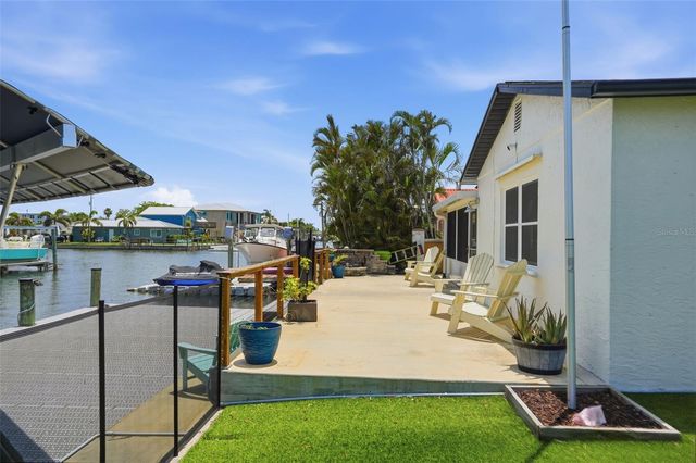 13840 BARNARD AVENUE, Hudson, FL 34667