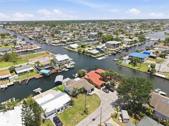 13840 BARNARD AVENUE, Hudson, FL 34667