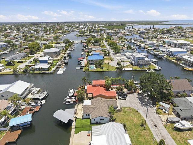 13840 BARNARD AVENUE, Hudson, FL 34667