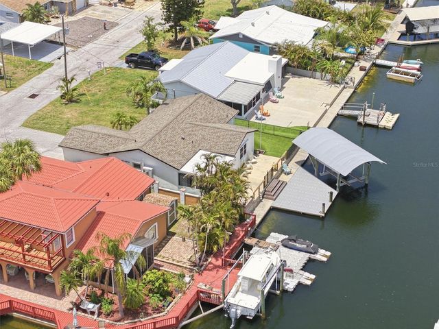 13840 BARNARD AVENUE, Hudson, FL 34667