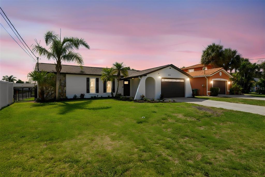 13840 BARNARD AVENUE, Hudson, FL 34667