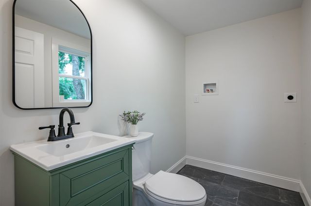 193 East Dunstable Road, Nashua, NH 03062
