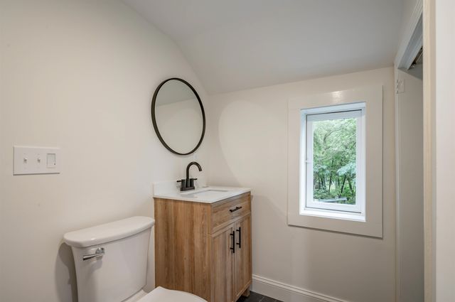 193 East Dunstable Road, Nashua, NH 03062