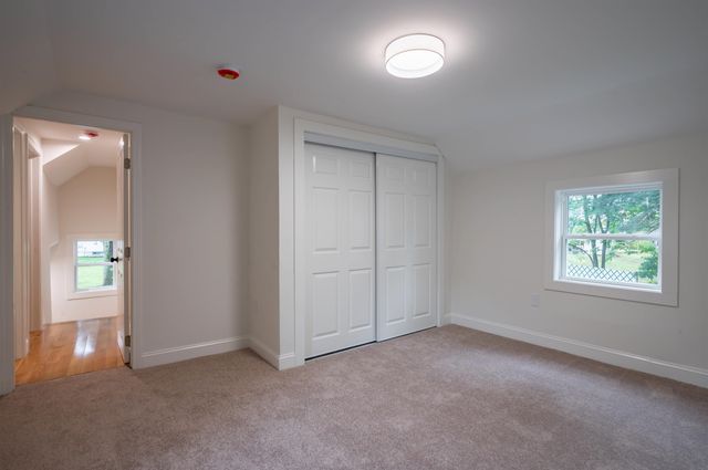 193 East Dunstable Road, Nashua, NH 03062