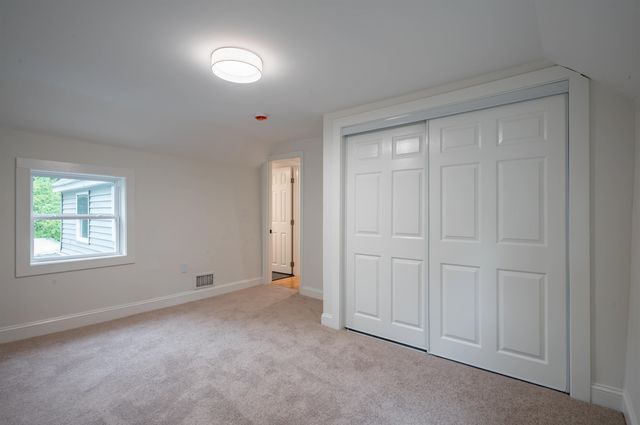 193 East Dunstable Road, Nashua, NH 03062