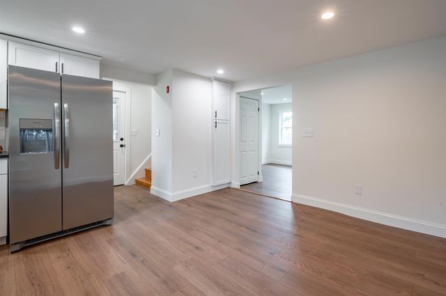 193 East Dunstable Road, Nashua, NH 03062