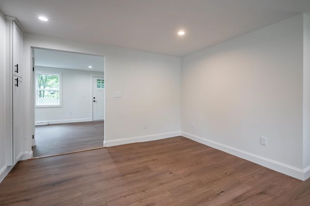 193 East Dunstable Road, Nashua, NH 03062