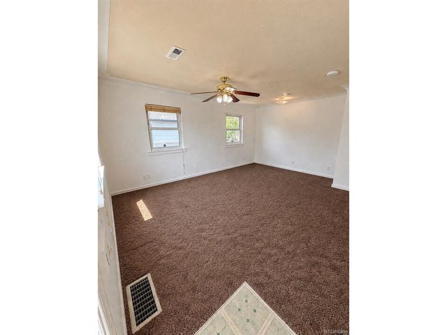 1132 Moline St, Aurora, CO 80010