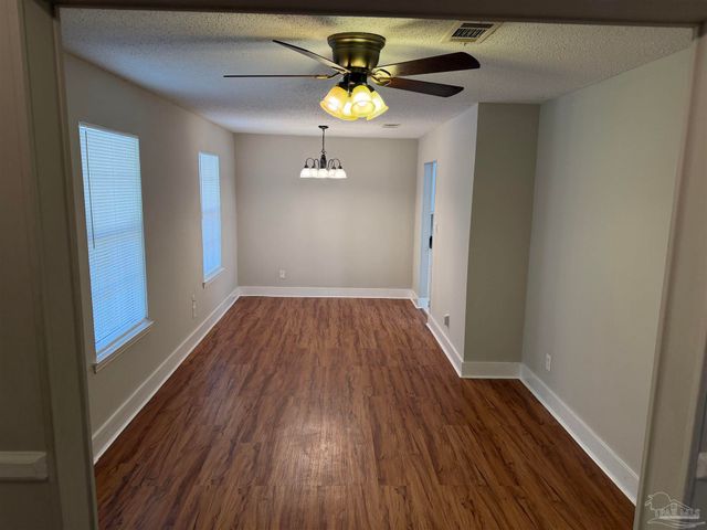 5905 Pamela Dr, Milton, FL 32570