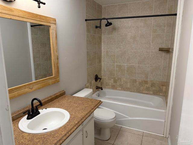 5905 Pamela Dr, Milton, FL 32570