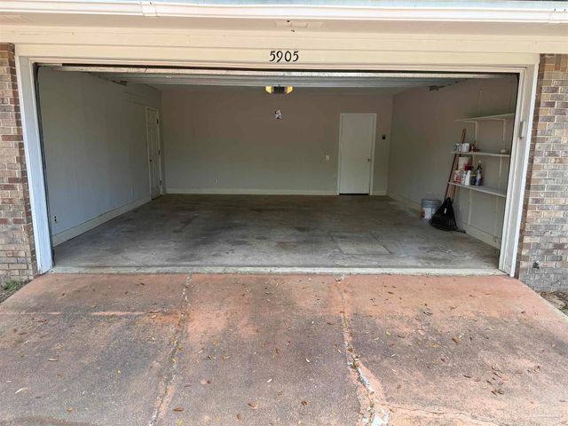 5905 Pamela Dr, Milton, FL 32570