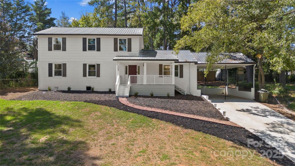 104 Dogwood Avenue, Winnsboro, SC 29180