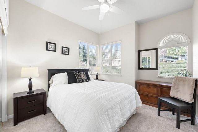 11250 Golden Eagle Dr, Auburn, CA 95602