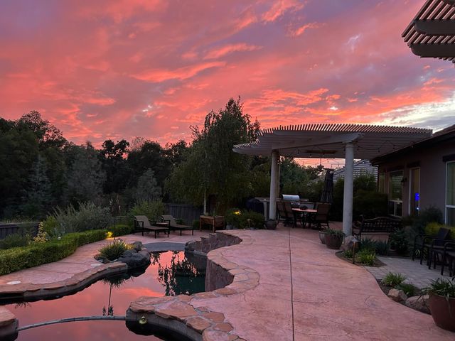 11250 Golden Eagle Dr, Auburn, CA 95602