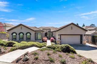 11250 Golden Eagle Dr, Auburn, CA 95602