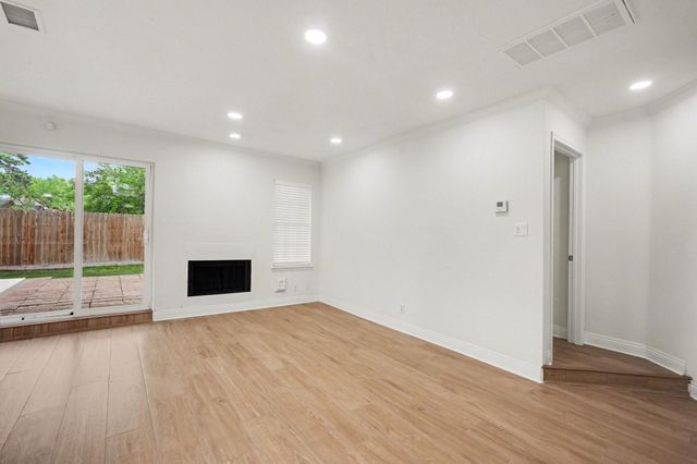 8303 Lake Crystal Drive, Houston, TX 77095