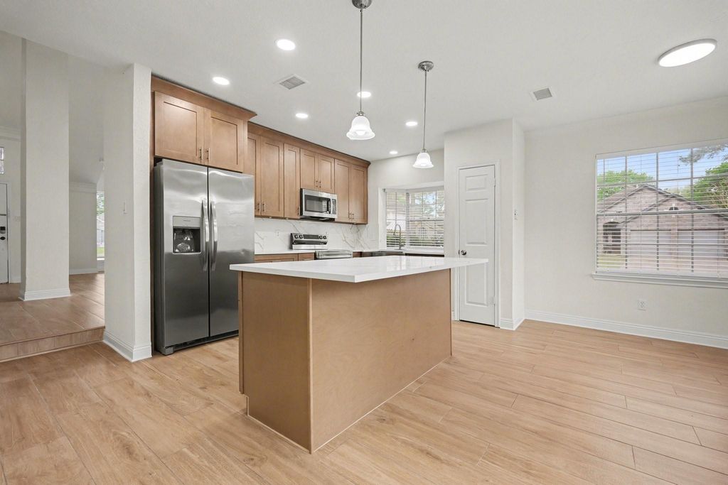 8303 Lake Crystal Drive, Houston, TX 77095