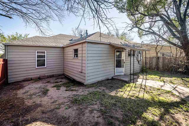 1701 NW Dearborn Ave, Lawton, OK 73507