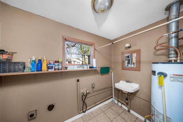 1701 NW Dearborn Ave, Lawton, OK 73507