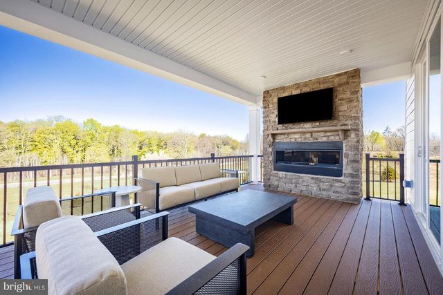 320 JAMES CLOUD CIR, Glen Mills, PA 19342