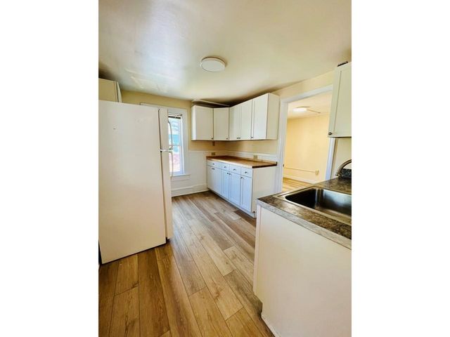 50-52 Howard Street, Burlington, VT 05401