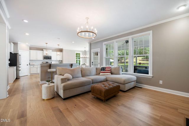 2720 Cutleaf Drive, Apex, NC 27539