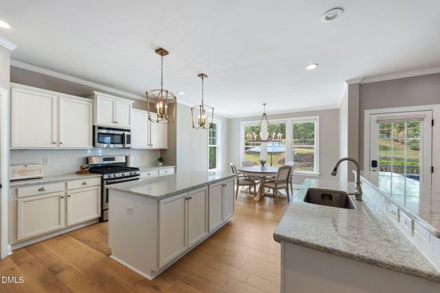 2720 Cutleaf Drive, Apex, NC 27539