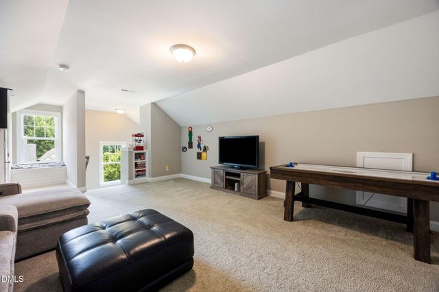 2720 Cutleaf Drive, Apex, NC 27539