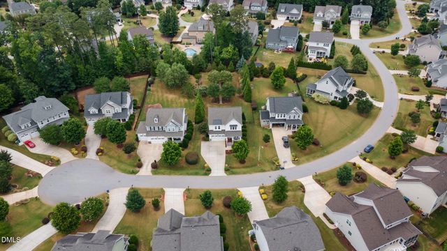 2720 Cutleaf Drive, Apex, NC 27539