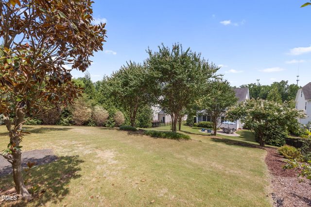2720 Cutleaf Drive, Apex, NC 27539