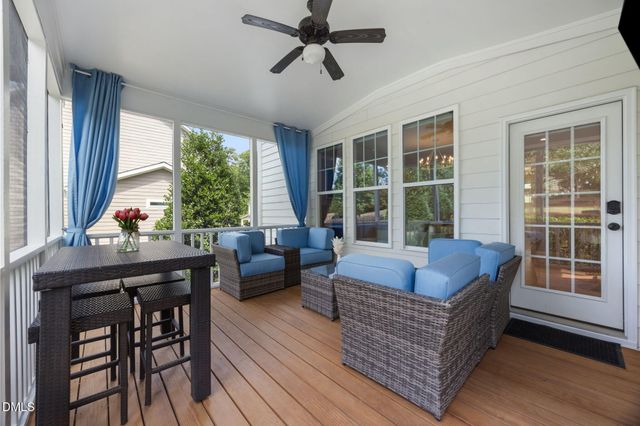 2720 Cutleaf Drive, Apex, NC 27539