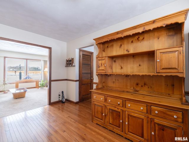 133 E MILLER Road, Edelstein, IL 61526