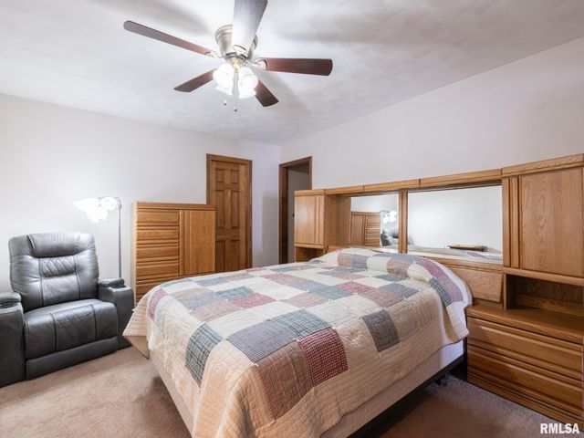 133 E MILLER Road, Edelstein, IL 61526