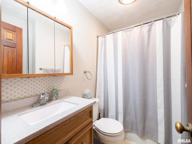 133 E MILLER Road, Edelstein, IL 61526