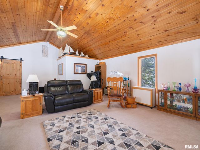 133 E MILLER Road, Edelstein, IL 61526