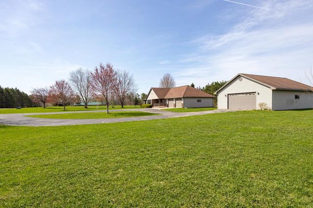 N4575 LARRY ROAD, New London, WI 54961
