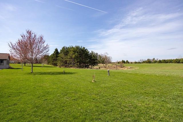 N4575 LARRY ROAD, New London, WI 54961