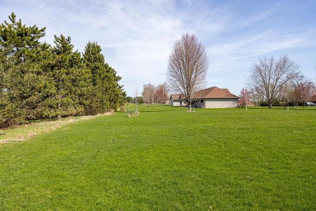 N4575 LARRY ROAD, New London, WI 54961
