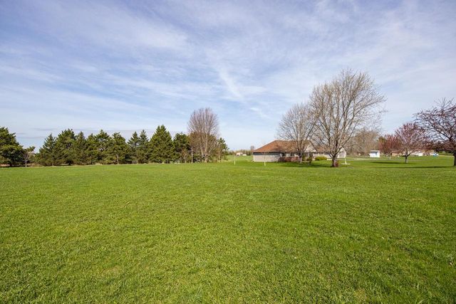 N4575 LARRY ROAD, New London, WI 54961